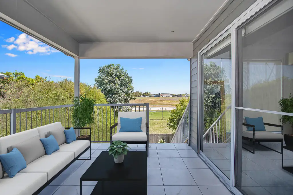 Main view of Homely townhouse listing, 1/37 Makybe Diva Drive, Ooralea QLD 4740
