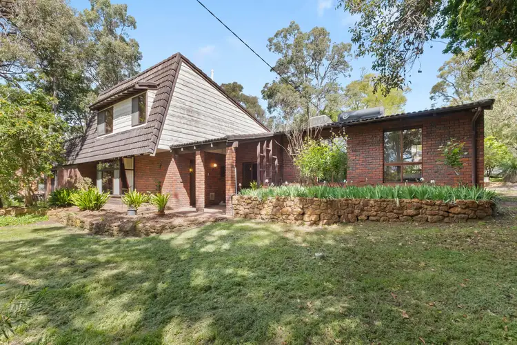 12 Hillcrest Drive, Darlington WA 6070