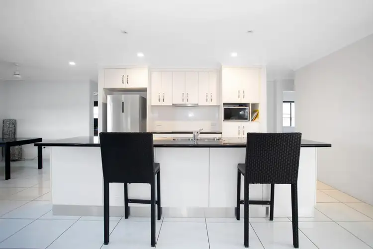 Second view of Homely house listing, 22 Lancaster Way, Ooralea QLD 4740