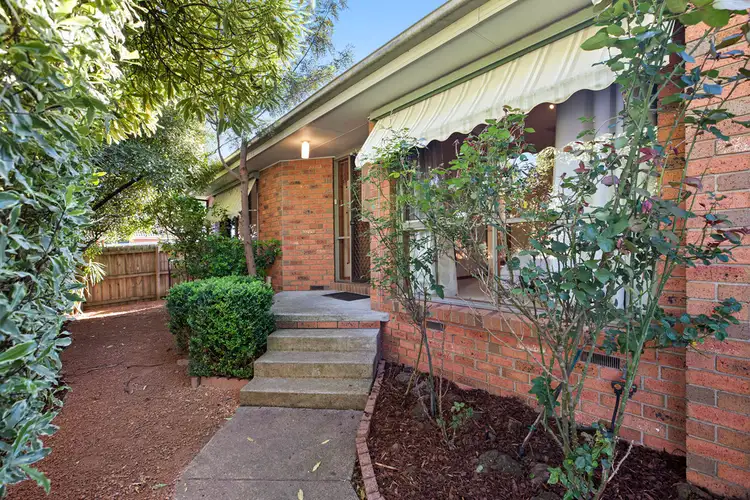 Main view of Homely unit listing, 2/21 Heywood Street, Ringwood VIC 3134