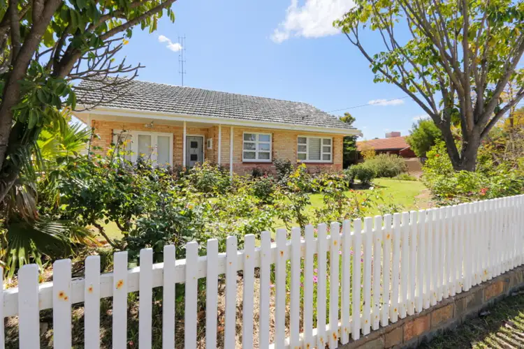 2 Angus Way, Northam WA 6401