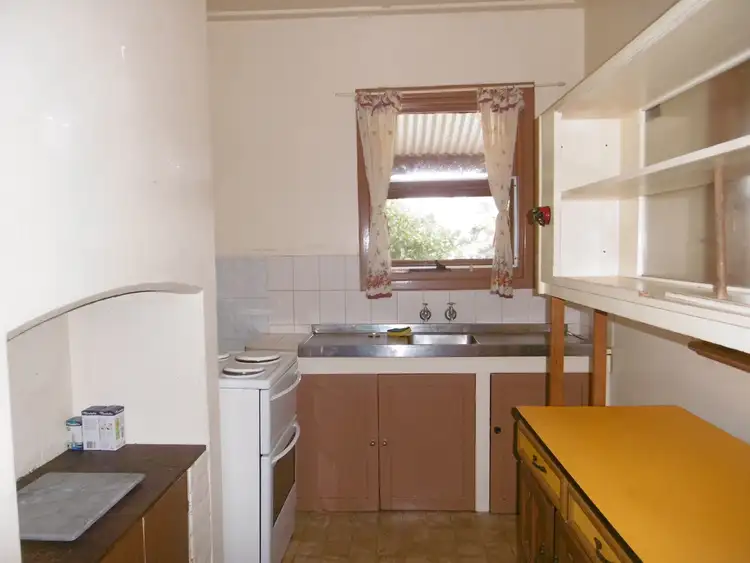 Second view of Homely house listing, 18 Creek Street, Jamestown SA 5491