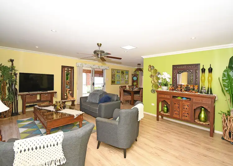 Second view of Homely house listing, 22 HEATHER WAY, Urraween QLD 4655