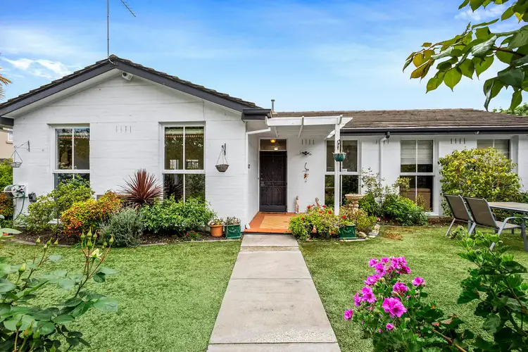 Main view of Homely villa listing, 1/30 Barnsbury Road, Deepdene VIC 3103