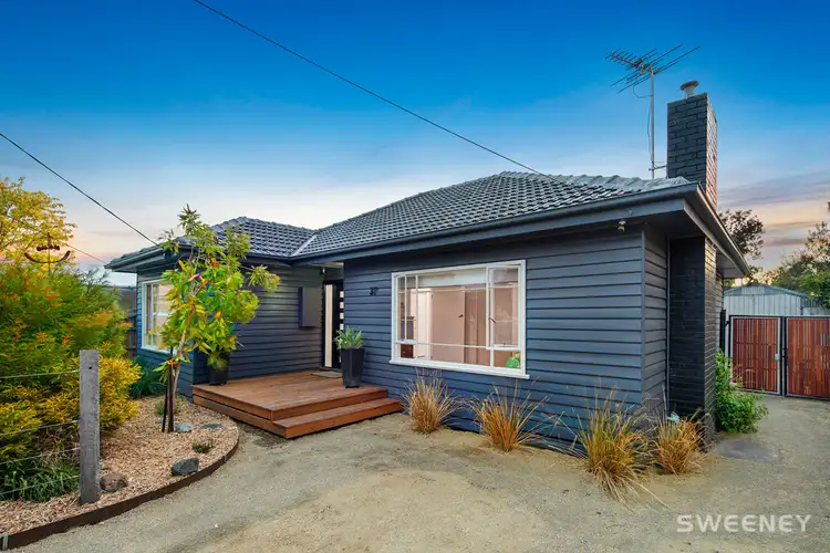 37 Seagull Avenue, Altona VIC 3018