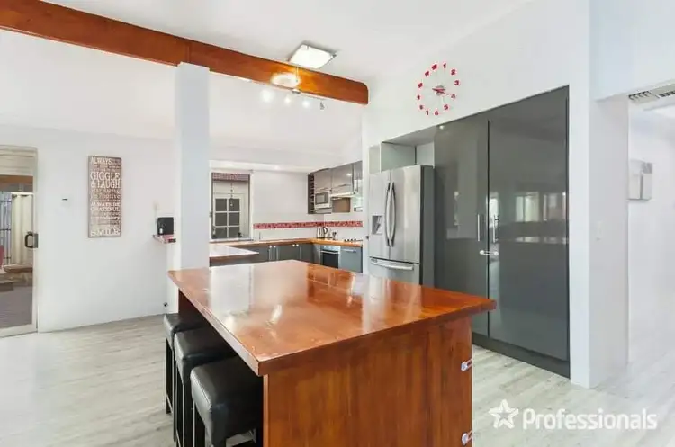 Second view of Homely house listing, 4 Royal Palm Drive, Warnbro WA 6169
