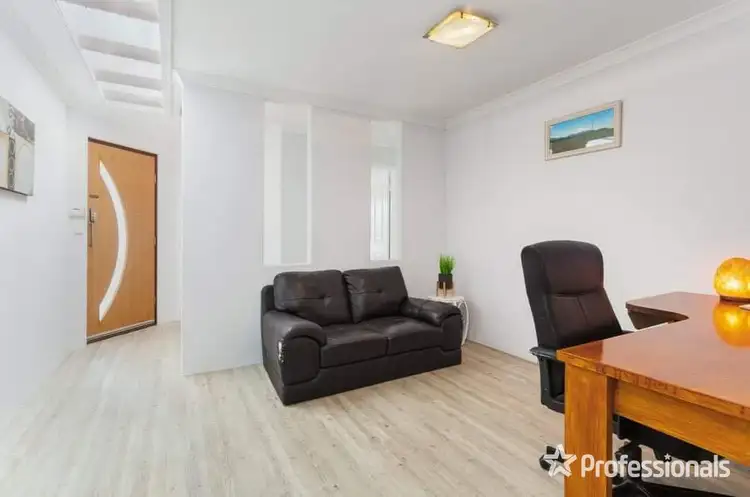 Fifth view of Homely house listing, 4 Royal Palm Drive, Warnbro WA 6169