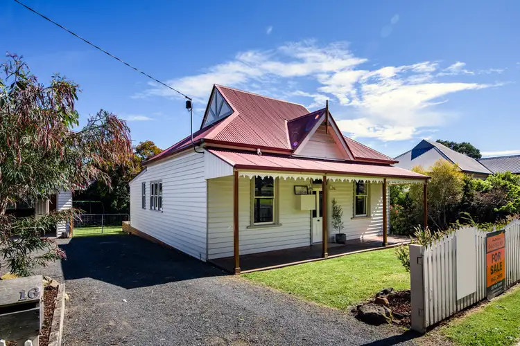 16 Welshpool Rd, Toora VIC 3962