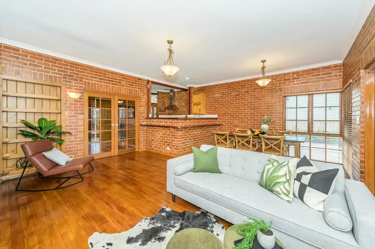 16 Wilkie Street, South Guildford WA 6055
