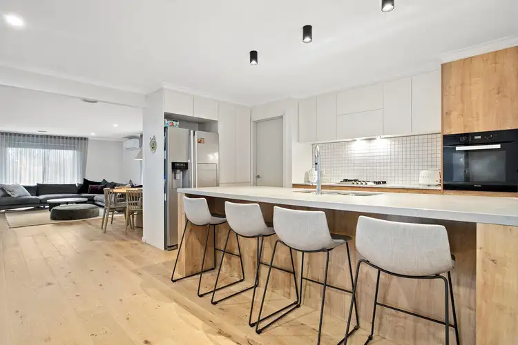 7 Crusoe Drive, Lysterfield VIC 3156