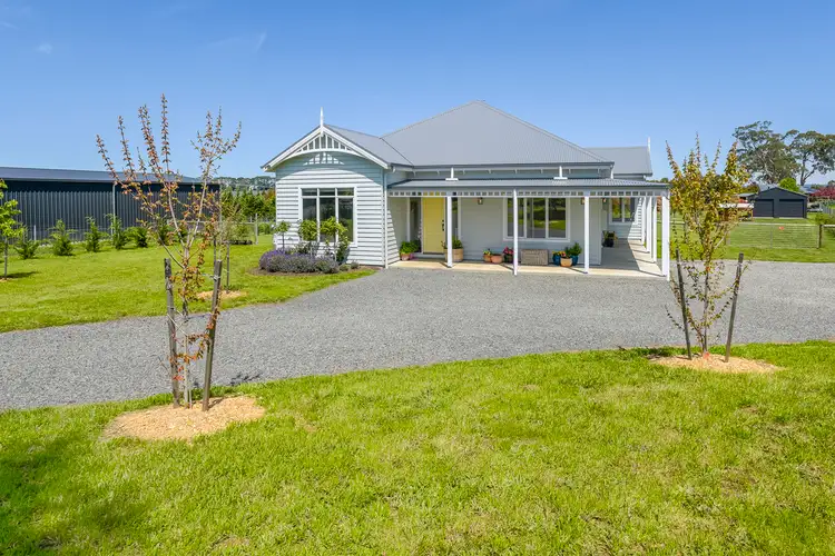 9 Opal Court, Kyneton VIC 3444