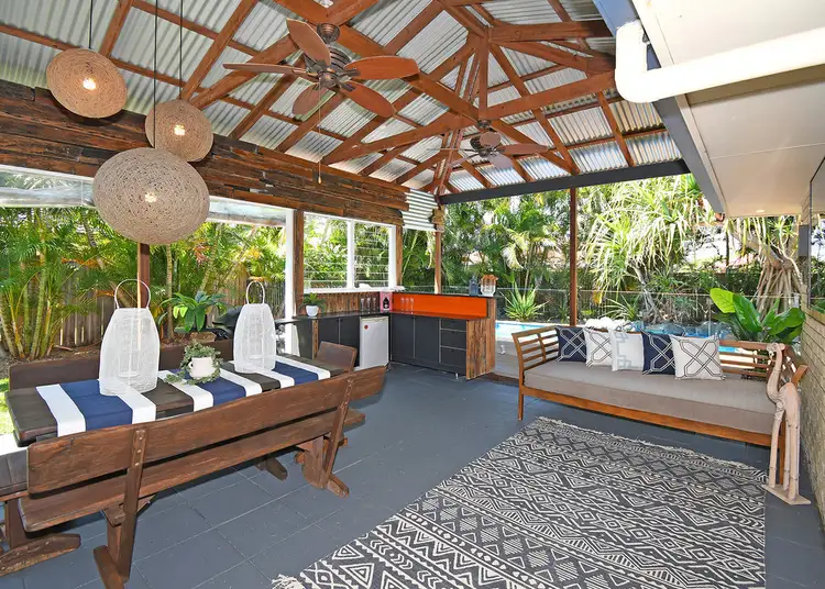 3 EASTWOOD COURT, Urangan QLD 4655