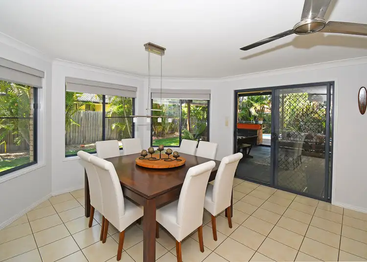 Seventh view of Homely house listing, 3 EASTWOOD COURT, Urangan QLD 4655