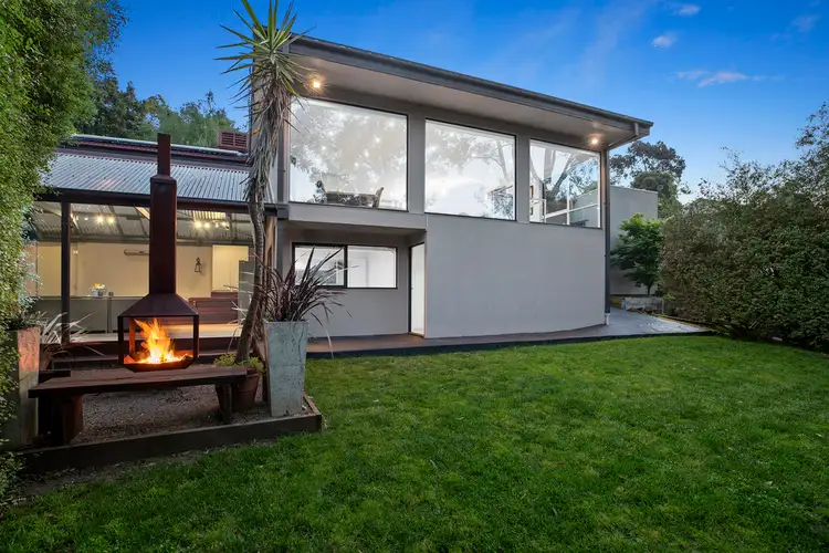 19 Bates Avenue, Upper Ferntree Gully VIC 3156