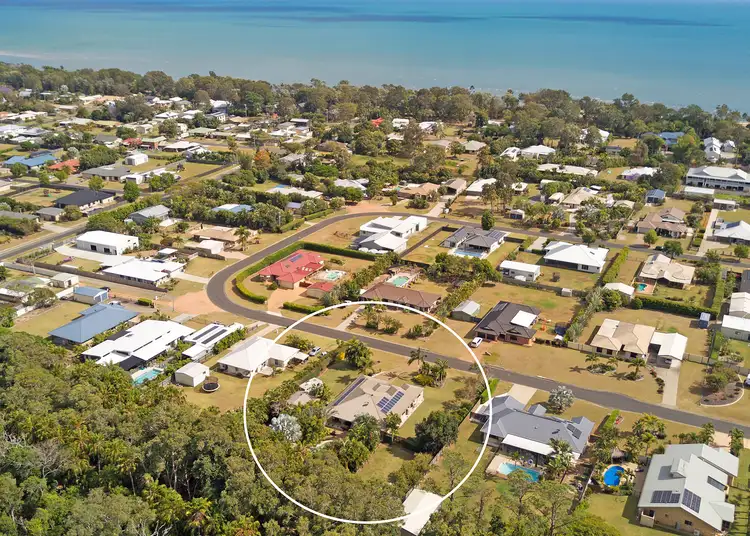 Third view of Homely house listing, 35 Seahorse Circuit, Dundowran Beach QLD 4655