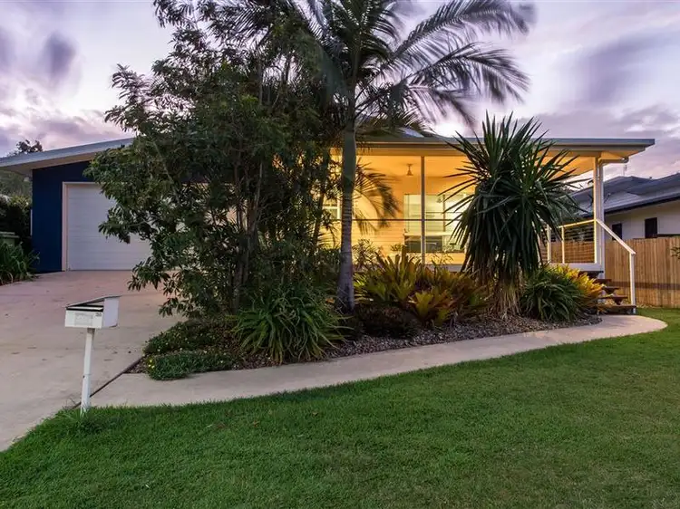 36 Parker Road, Cannonvale QLD 4802
