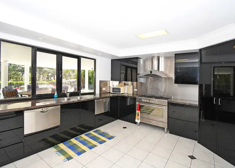 Seventh view of Homely house listing, 520 Esplanade, Urangan QLD 4655