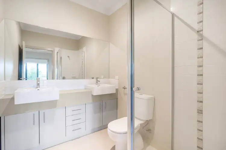 Fourth view of Homely house listing, 5 Browning Court, Watsonia North VIC 3087