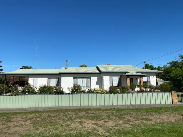2 Devereux Street, Warracknabeal VIC 3393