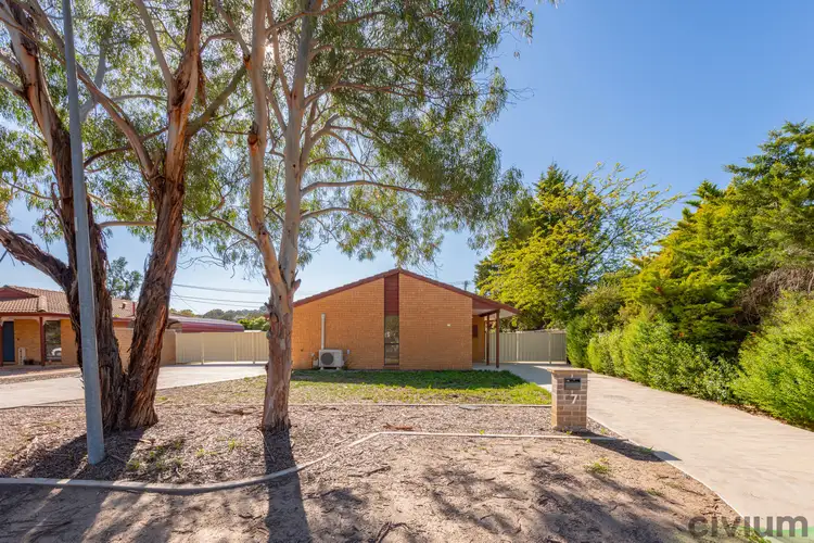 Second view of Homely house listing, 7 Leggatt Street, Wanniassa ACT 2903