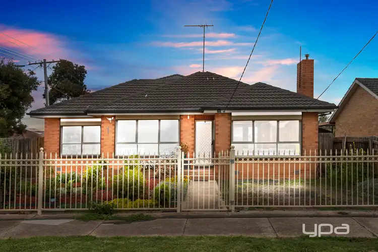 1 McLeod Road, St Albans VIC 3021