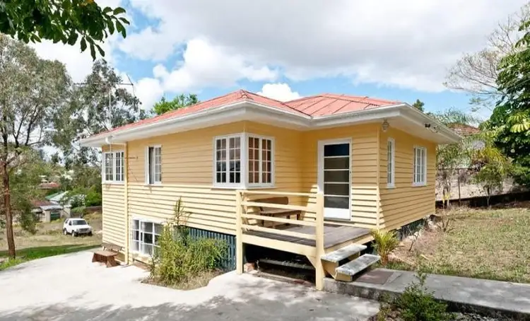 8 Kallara Avenue, Ipswich QLD 4305