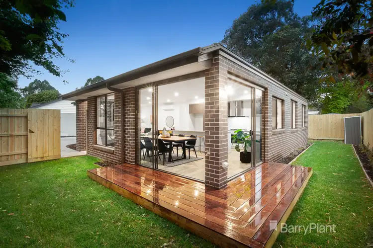 8A Tinarra Court, Kilsyth VIC 3137