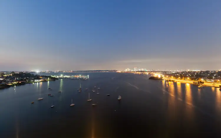 The Raffles Penthouse, Applecross WA 6153