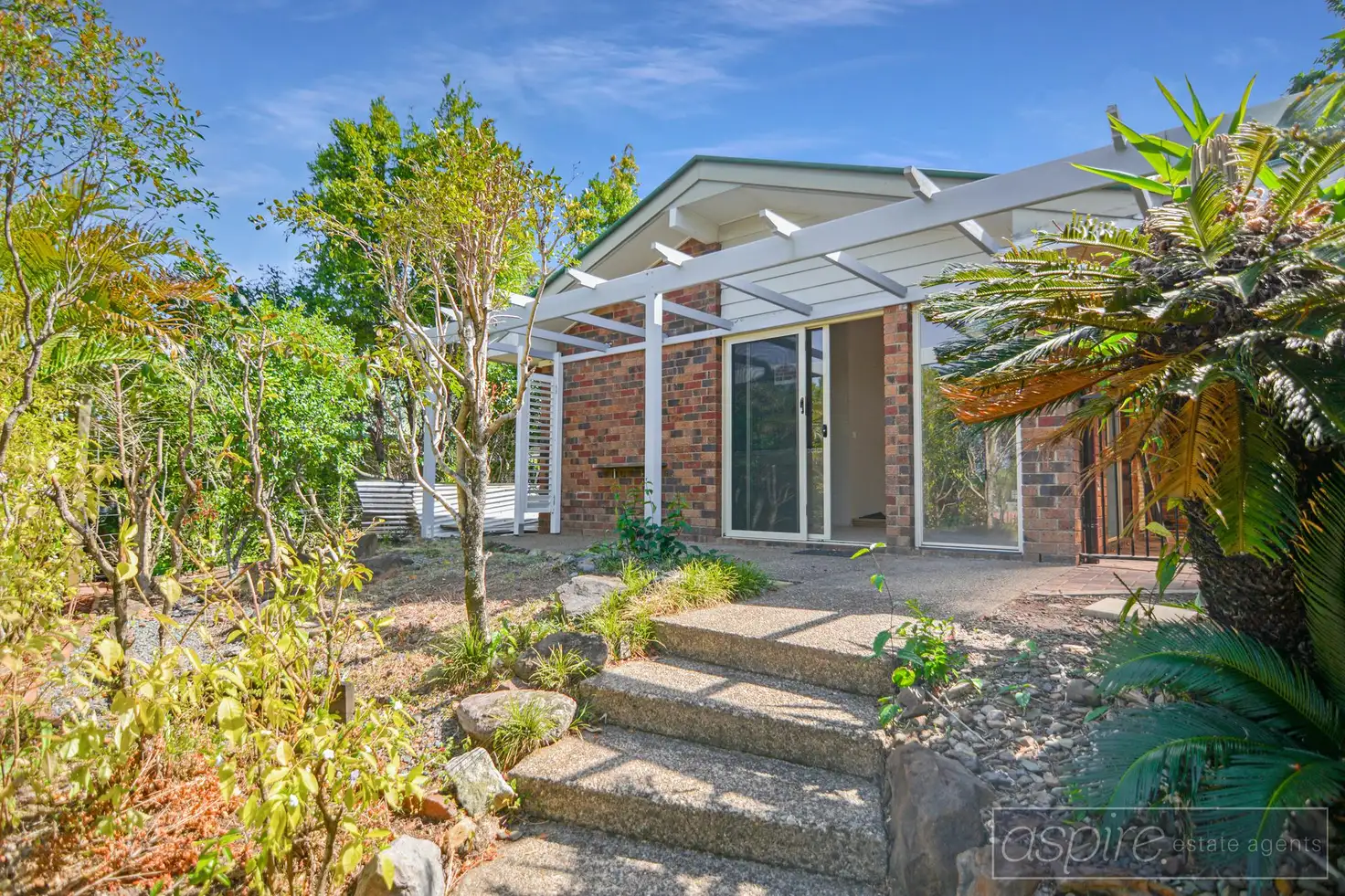 Main view of Homely house listing, 8 SIMRIDGE COURT, Bli Bli QLD 4560