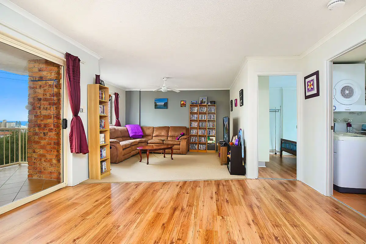 Main view of Homely unit listing, 2/18 Queen Street, Kings Beach QLD 4551