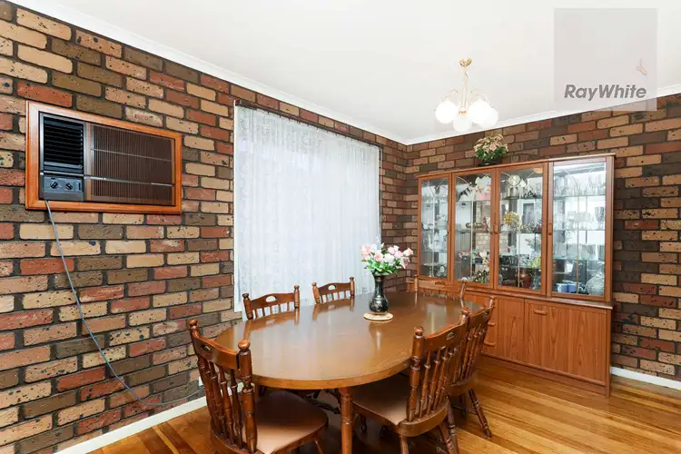 Fifth view of Homely house listing, 7 Finlay Close, Gladstone Park VIC 3043