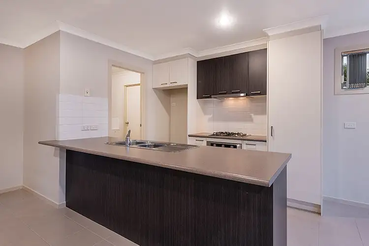 Fourth view of Homely house listing, 2/7-9 Elizabeth Street, Cranbourne North VIC 3977