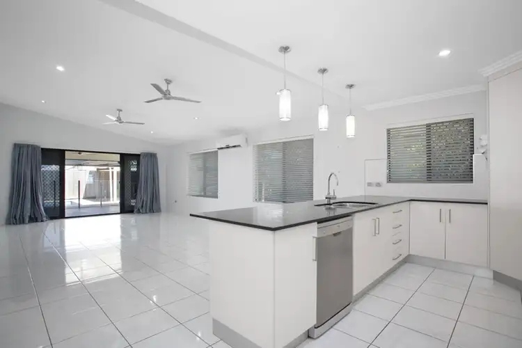 Sixth view of Homely house listing, 8 Yatay Street, Rural View QLD 4740