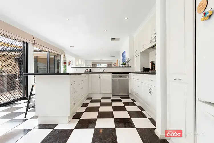 Fifth view of Homely house listing, 6 Amy Place, Echuca VIC 3564