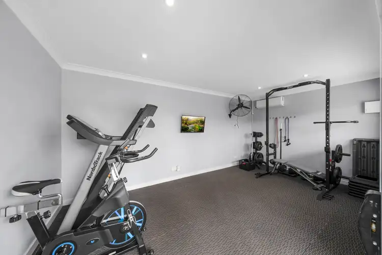 Sixth view of Homely house listing, 7 Cox Crescent, Hobartville NSW 2753