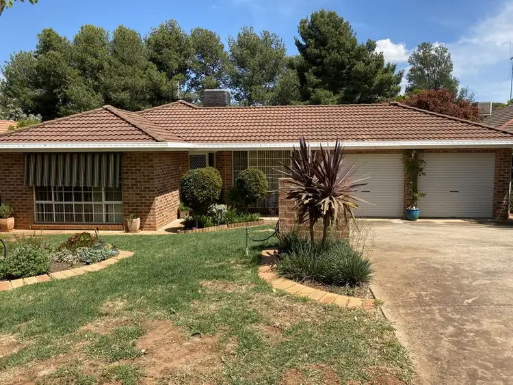 Main view of Homely house listing, 4 Glengowrie Close, Parkes NSW 2870