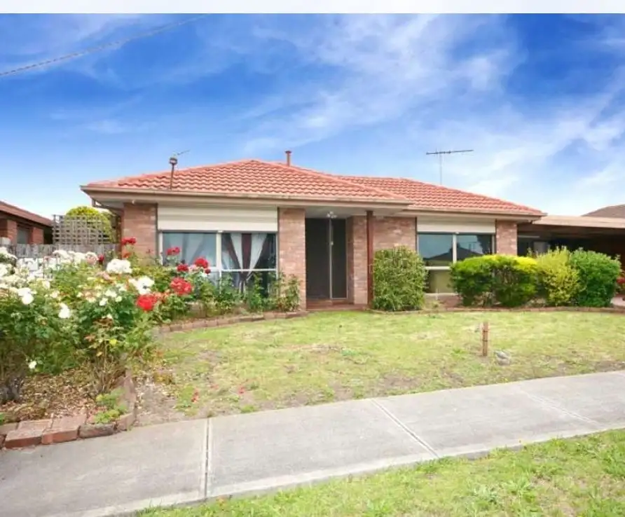 Main view of Homely house listing, 5 Cranleigh Place, Craigieburn VIC 3064