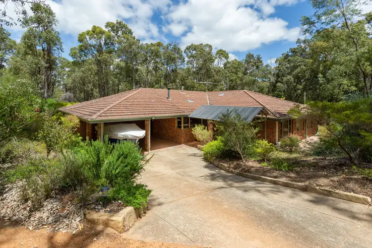 175 Kalang Place, Mundaring WA 6073