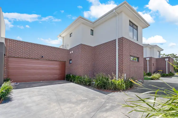Second view of Homely townhouse listing, 2/93 Huntingdale Road, Chadstone VIC 3148