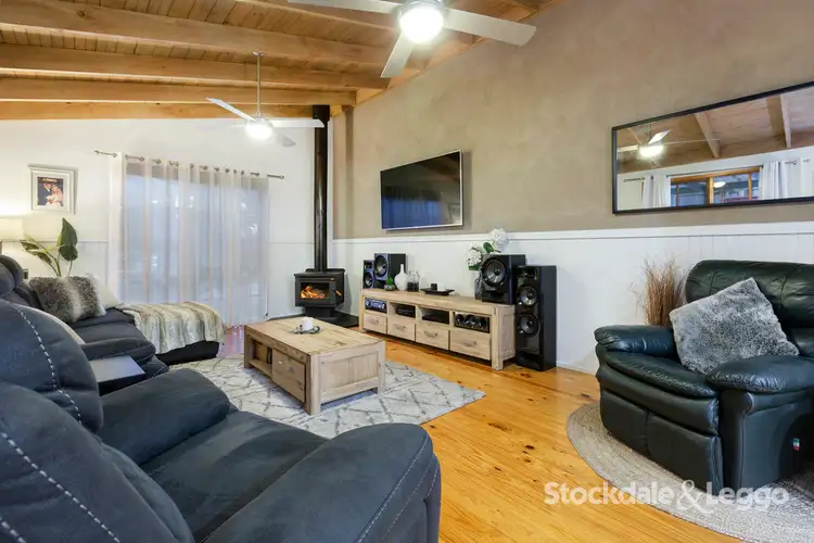 Fifth view of Homely house listing, 16 Kate Court, Langwarrin VIC 3910