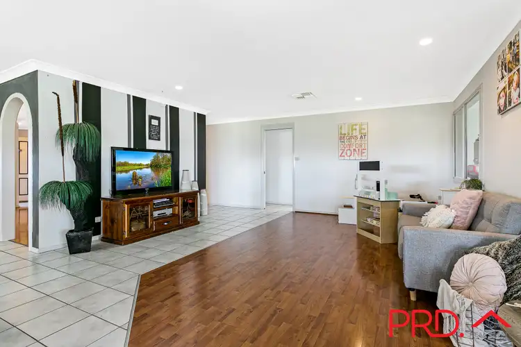 Sixth view of Homely house listing, 8 Warwick Road, Tamworth NSW 2340