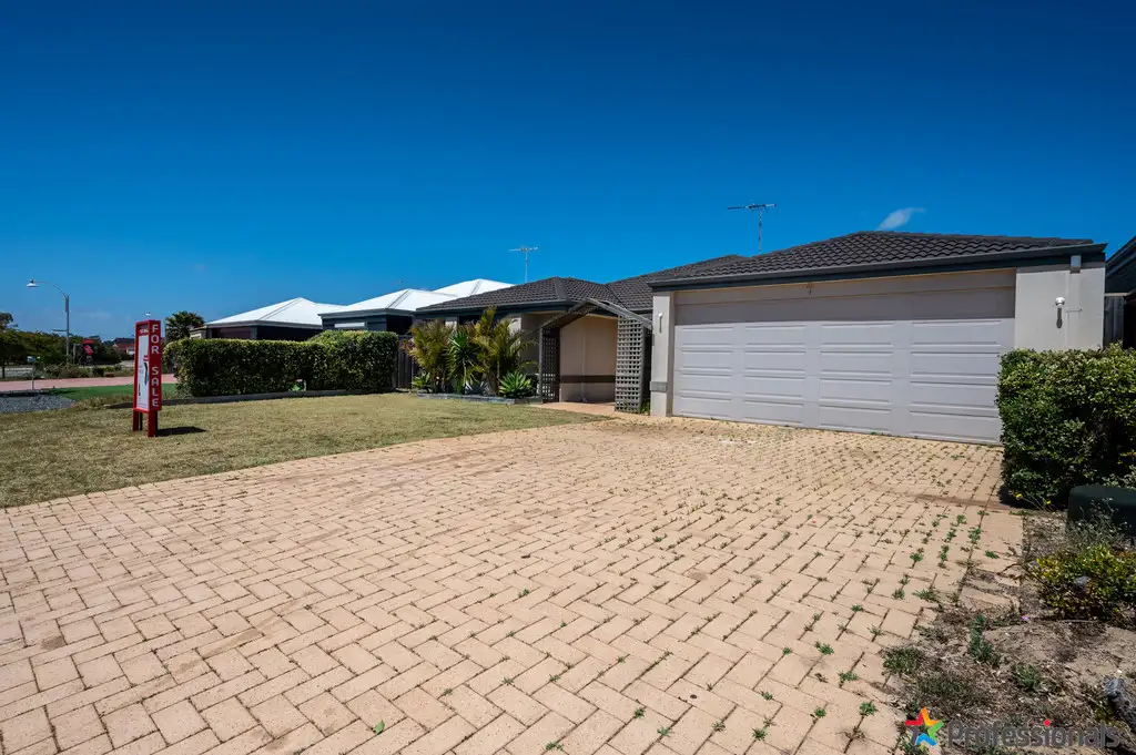Main view of Homely house listing, 221 Peelwood, Halls Head WA 6210