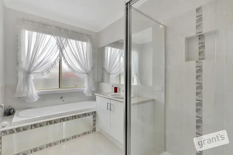 Seventh view of Homely house listing, 3 Janet Court, Narre Warren VIC 3805