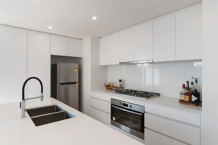 Second view of Homely townhouse listing, 5/18 Nepean Highway, Seaford VIC 3198