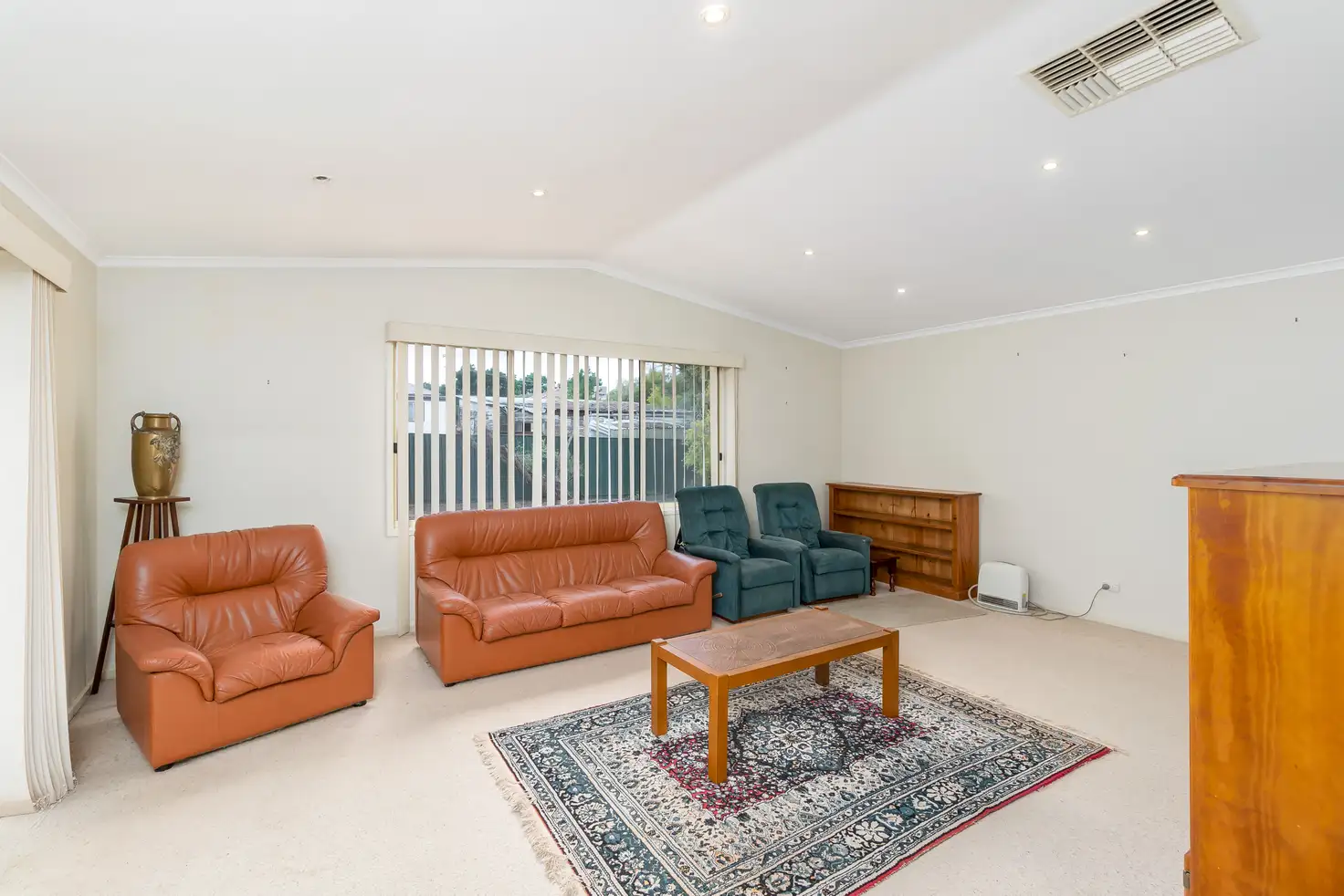 Main view of Homely house listing, 5 Wellingham Place, Temora NSW 2666