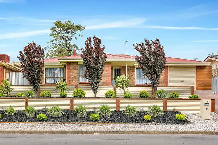 24 Lillian Street, Huntfield Heights SA 5163