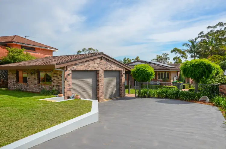 17 McKenzie Place, Menai NSW 2234