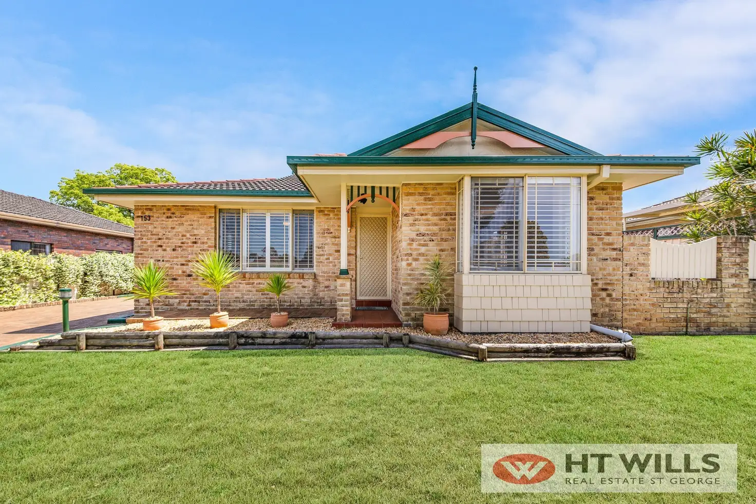 Main view of Homely villa listing, 1/153 Connells Point Road, Connells Point NSW 2221