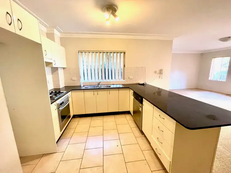 Main view of Homely unit listing, 4/5-9 Bellevue Street, Kogarah NSW 2217