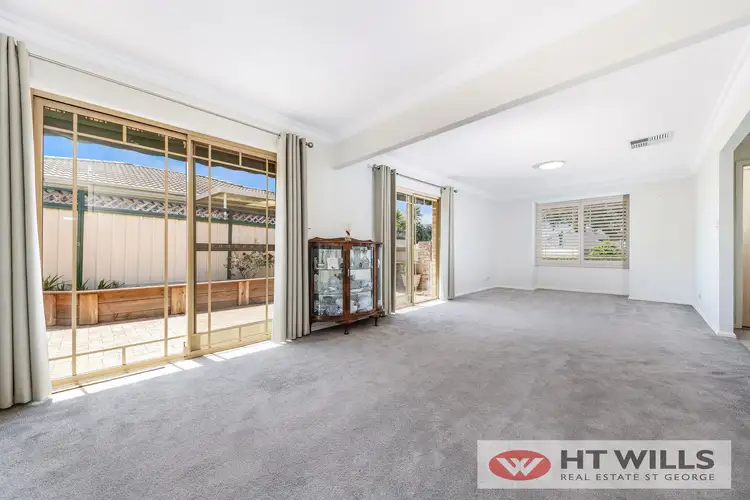 Second view of Homely villa listing, 1/153 Connells Point Road, Connells Point NSW 2221